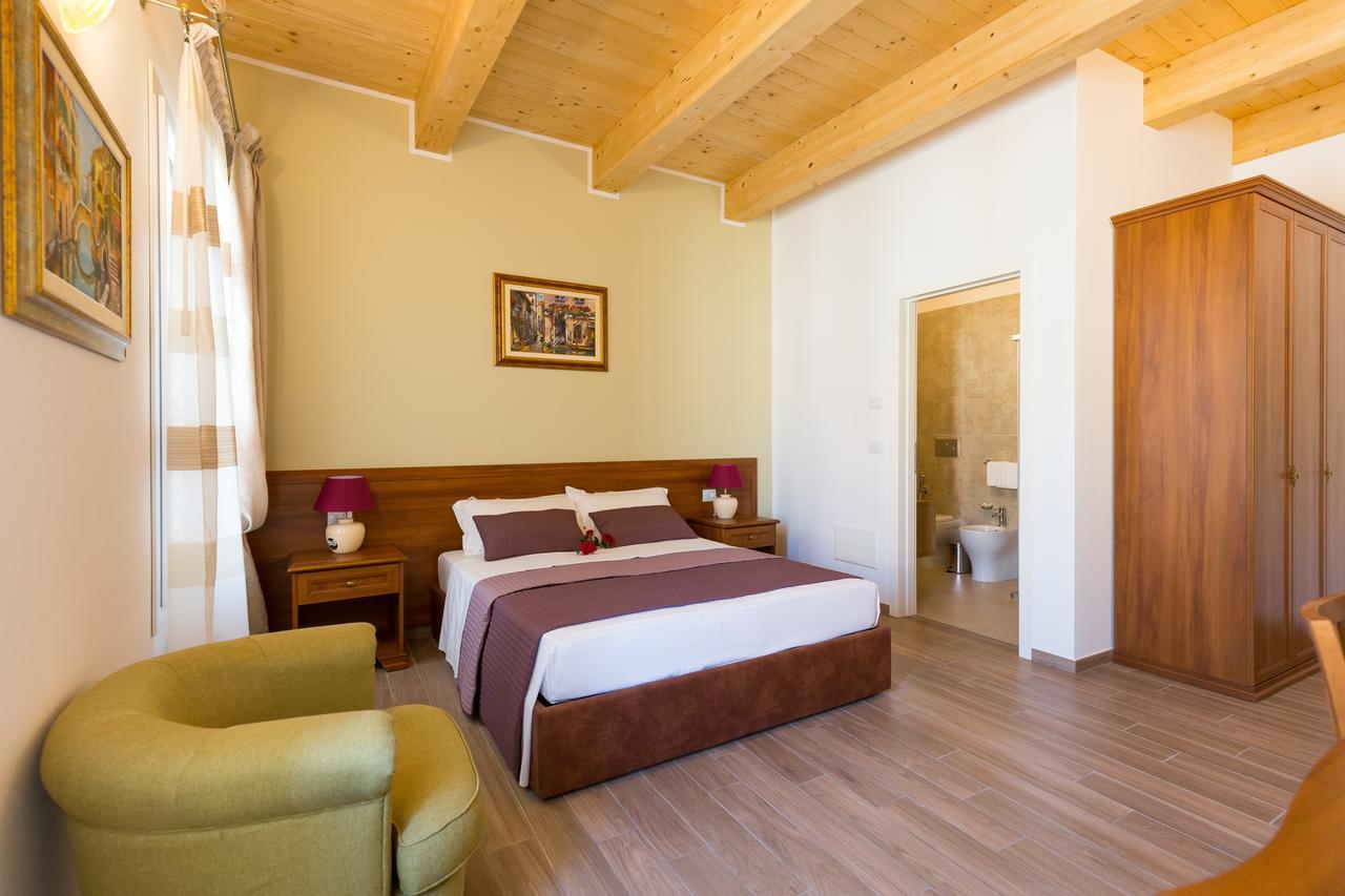 Villa Cavour Comacchio Rum bild